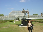 London, Kew Gardens - mum in front of Dali sculpture