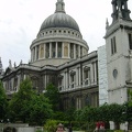 Mark in front of St. Pauls cathedral