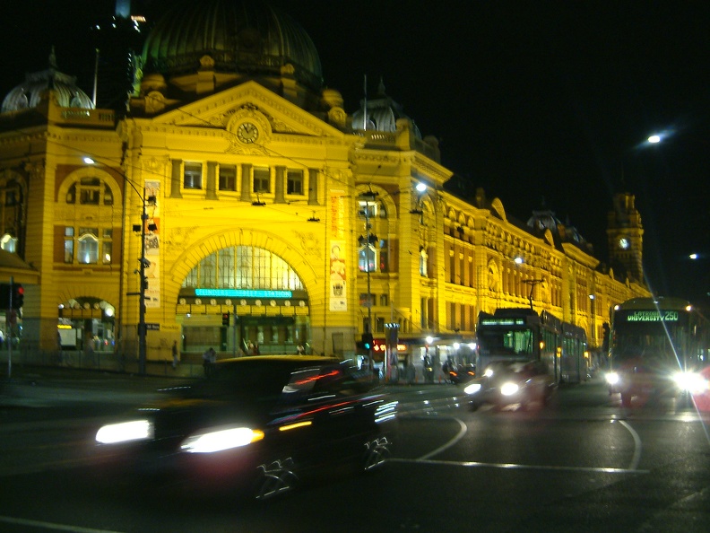 46_Flinders_Street_Station.jpg