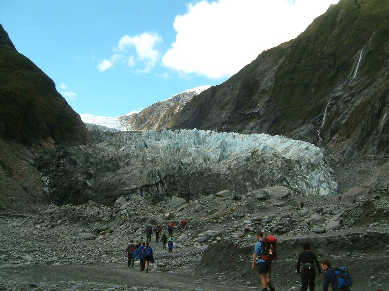 81_Its_the_biggest_glacier_in_New_Zealand.jpg
