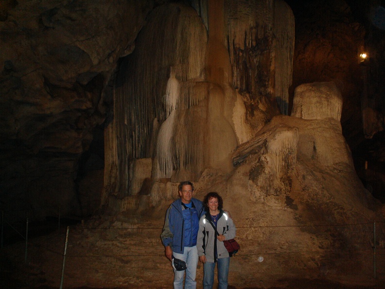 apparently the biggest known stalagmite in the world