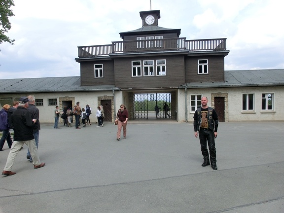 Micha in front of Buchenwald
